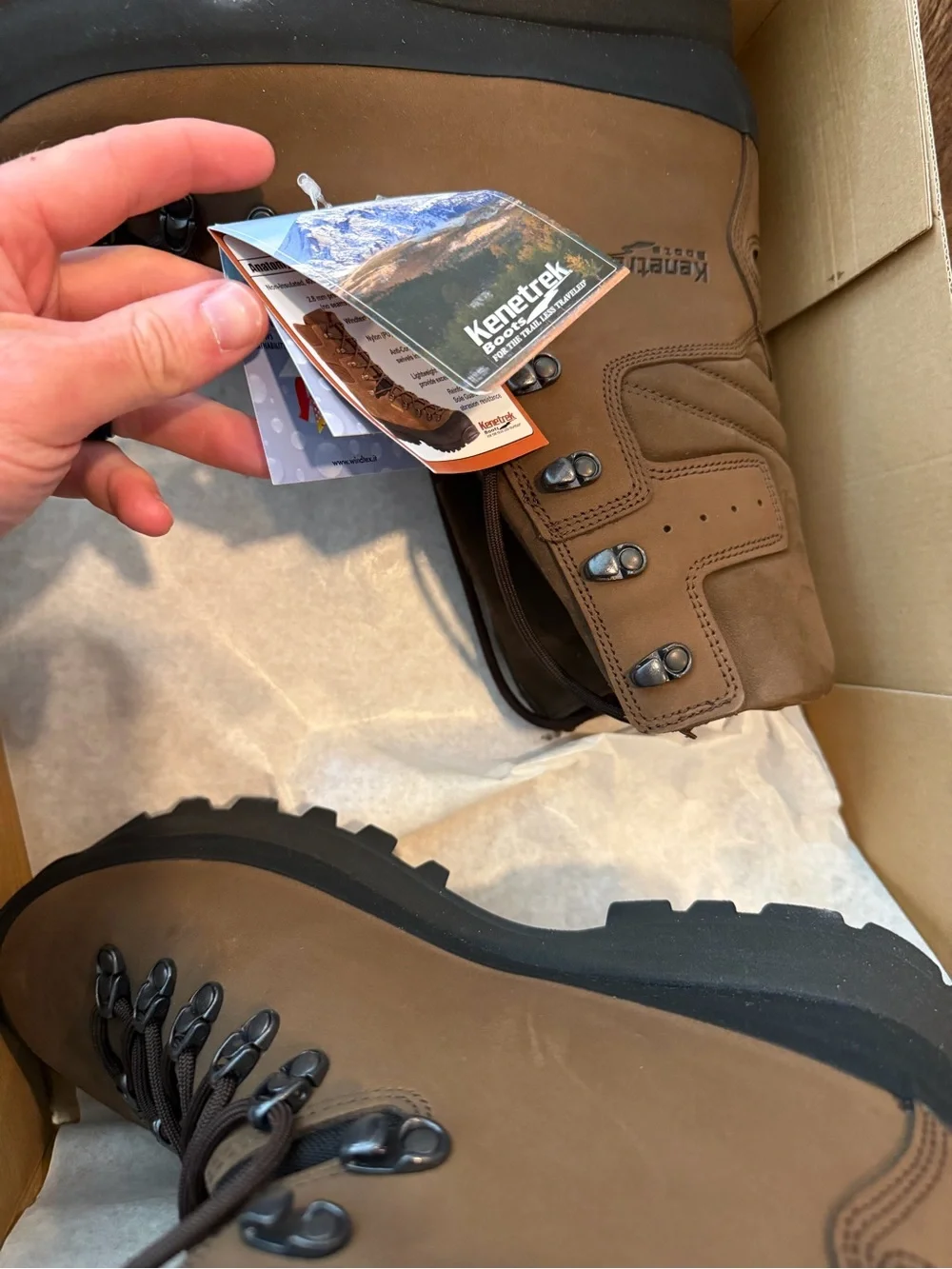 Kenetrek mountain extreme boots. Brand new